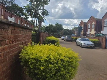 3 Bedroom Flat & Apartment