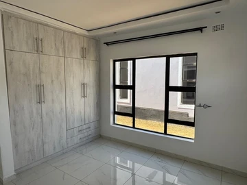 2 Bedroom Garden Flat