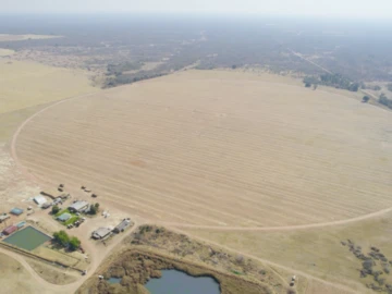 Farm & Agricultural Land