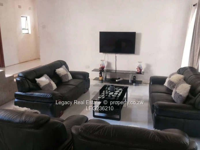 Prestigious Glen Lorne Residence on 2,000m² Stand,Exceptional Luxury Home with Multiple Ensuites