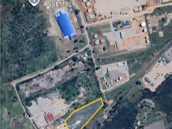 Commercial & Industrial Land