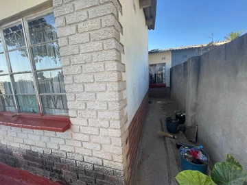House For Sale In Mabvuku
