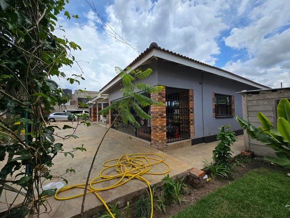 7 Bedroom House