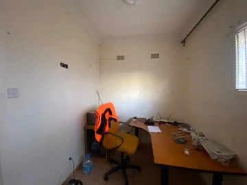 Flat & Apartment