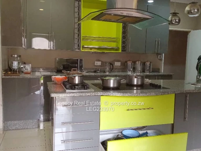 Fully Equipped 5-Bedroom House in Arlington Estate