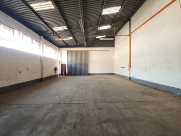 Warehouse & Factory