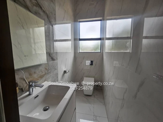 Exquisite 5-Bedroom All-Ensuite Modern Sanctuary | Glen Lorne
