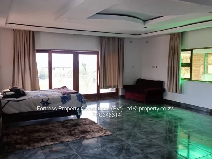 Upmarket Real Estate 