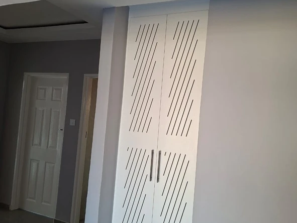 3 Bedroom Flat & Apartment