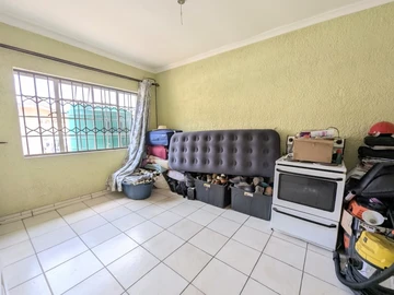 2 Bedroom Garden Flat