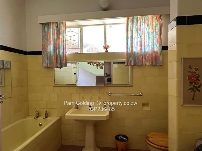 Solid Family Comfort In The Heart Of Hillside.