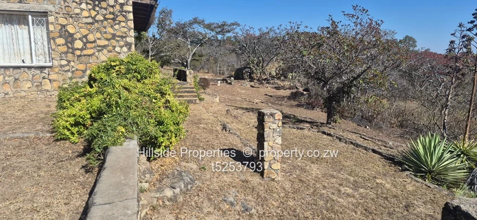 House of stones for sale  (Sole Mandate)