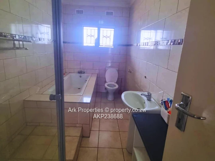 Luxury 5 Bedroomed House With Cottage For Sale In Belvedere West