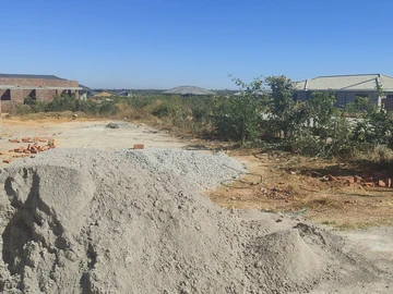 Stands & Residential Land