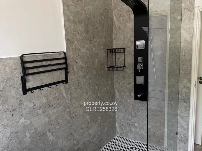 Modern 4-Bed, 5-Bath Flat with Borehole in Vainona