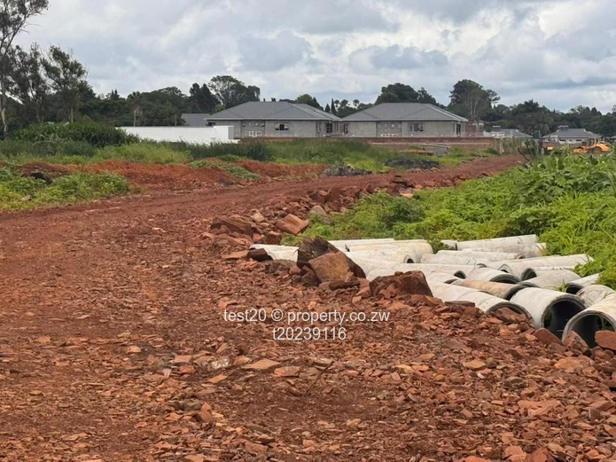 2100 m² Stand with Main Road Frontage & Tarred Access – Mount Pleasant