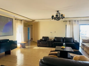 7 Bedroom House
