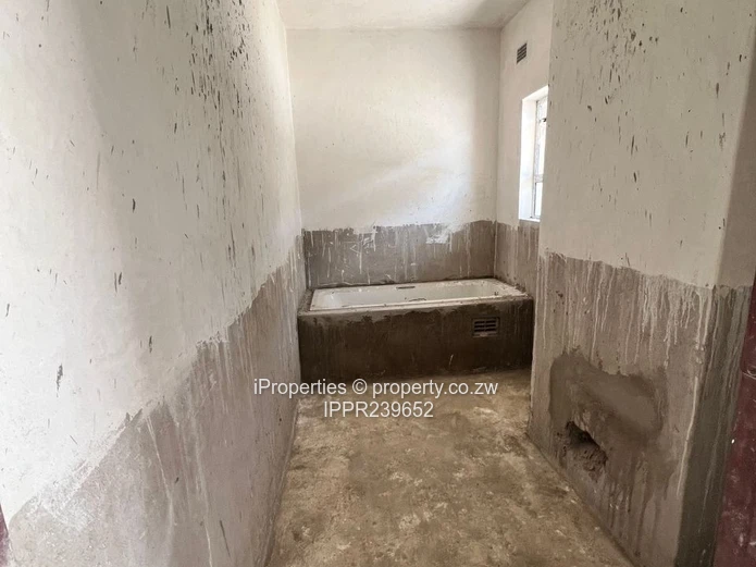 Ashdown Park Incomplete Garden flats for sale!