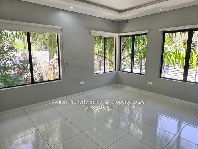 Luxurious Townhouse For Sale In The Brooke! 