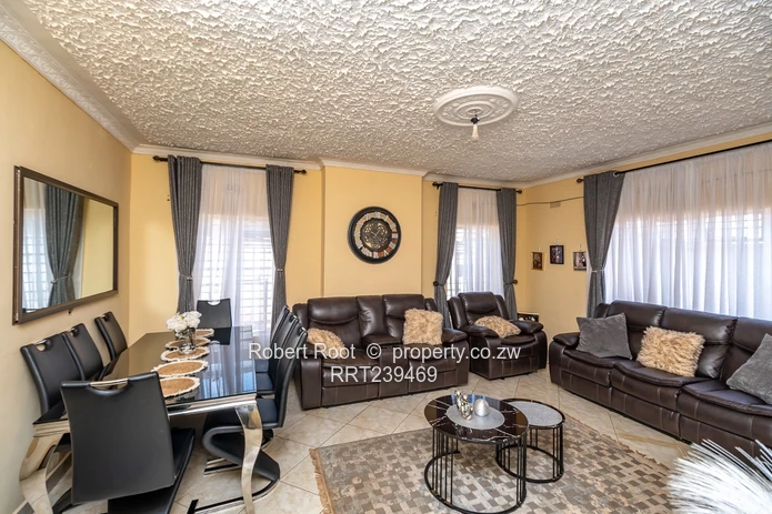 5- Bedroom Investment Property – Glaudina