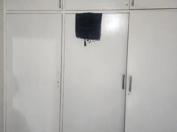 2 Bedroom Flat & Apartment