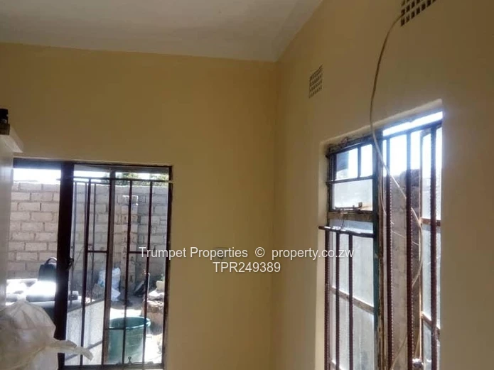 Freshly Painted 4-Bed House in Chitungwiza with Communal Borehole