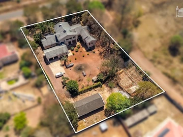 5 Bedroom House