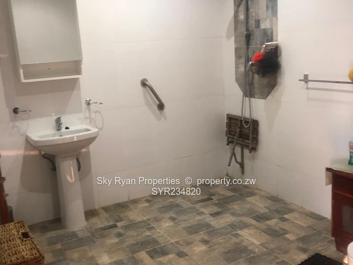 Glen Lorne Double Storey For Sale