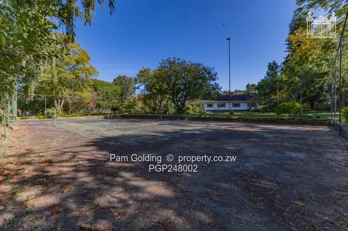 4 Bedroom House In Golden Triangle 