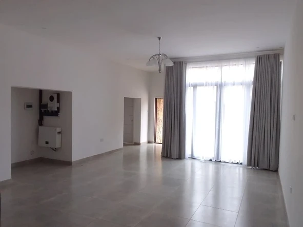 3 Bedroom Garden Flat