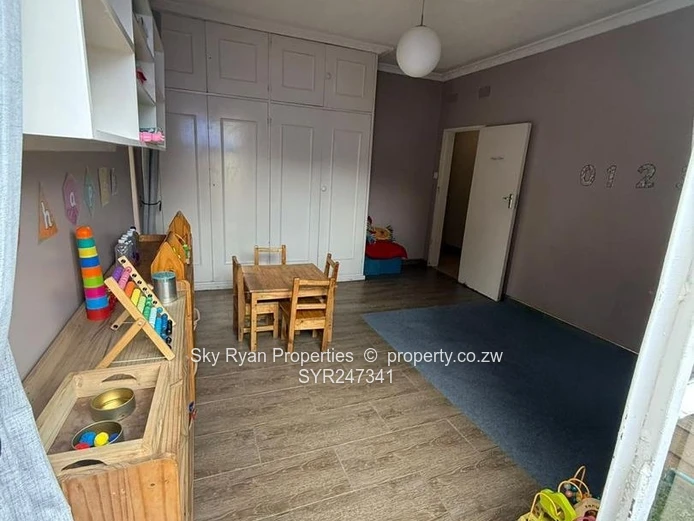 Alexandra Park House For Sale