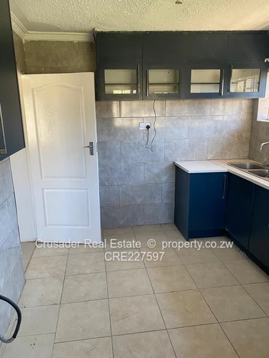 **Spacious 7-Bedroom House and 3 bedroomed cottage for Rent in Goodhope, Harare West** (Sole Mandate)