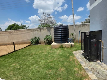 3 Bedroom Flat & Apartment