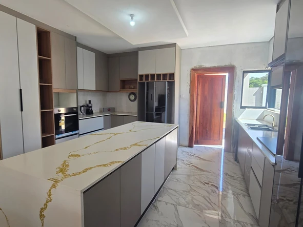 3 Unit Townhouse Complex