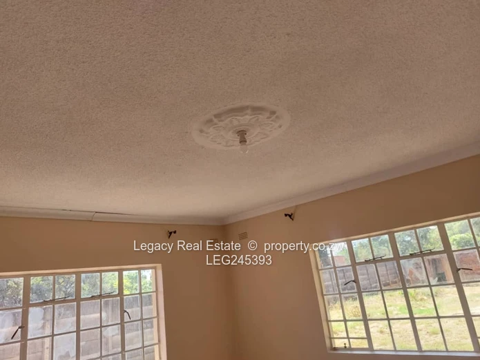 Greendale Property To Let – Spacious Home With Double Garage