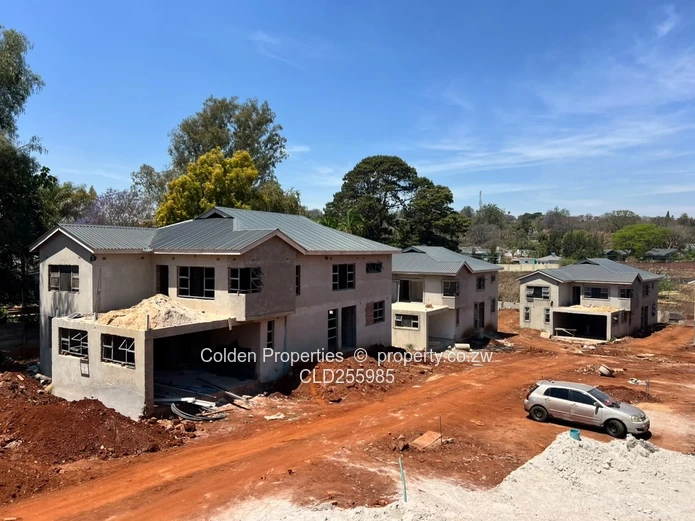Greystone Park: New 4-Bed Townhouse Complex with Borehole