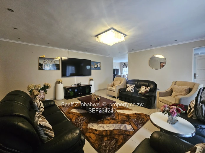 Executive 5-Bedroom House for Rent in Arlington Estate