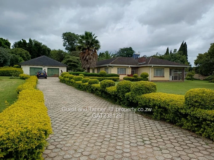 Versatile Commercial Property with Samora Machel Frontage – 4925m², Mutare Road, Title Deed