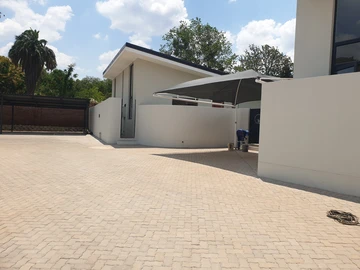 2 Unit Townhouse Complex