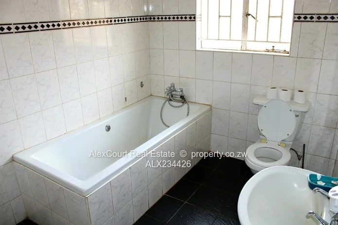 Big & Spacious 5 Bed House For Sale!