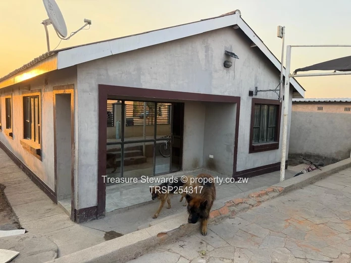 Renovated 3-Bed Stoneridge Home — Borehole & Gated