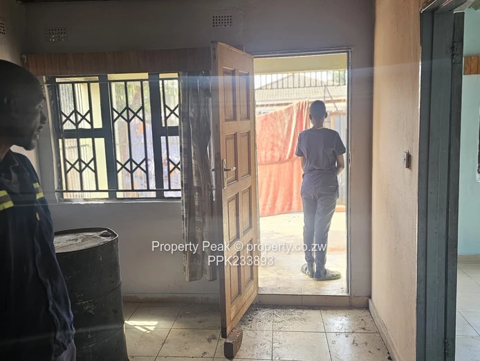 Warren park  1 house for sale