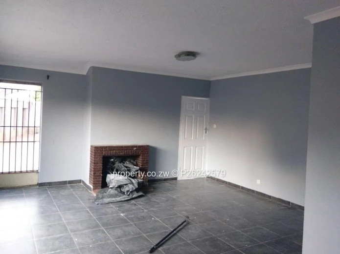 A Three bedroomed house to let in Houghton Park surbub in Harare