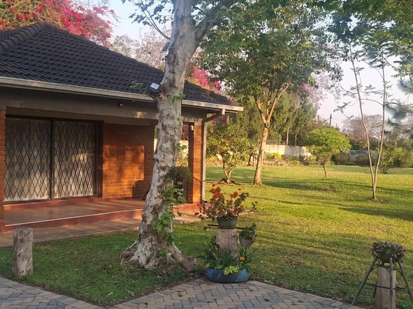 5 Bedroom House