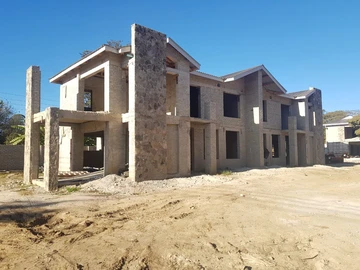 4 Bedroom Townhouse Complex