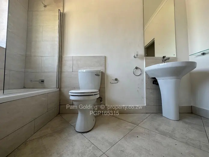 Modern 2 Bedroom apartment - Arlington Estates 
