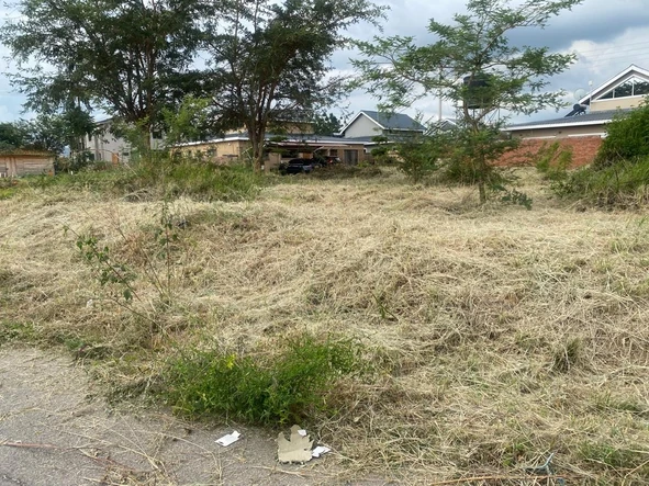 Prime Residential cluster Land in Arlington gated Deeds,Electricity, sewer,water, roads Harare South