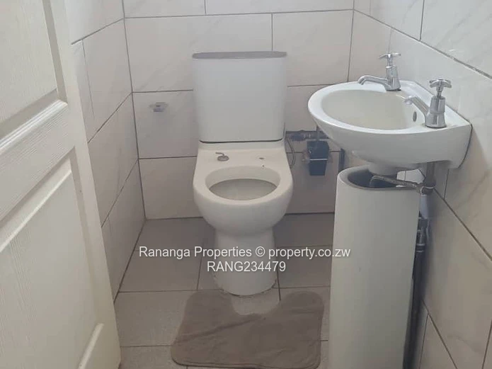 Richmond – Spacious Family Home on 1 Acre | $135,000