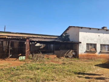 Farm & Agricultural Land