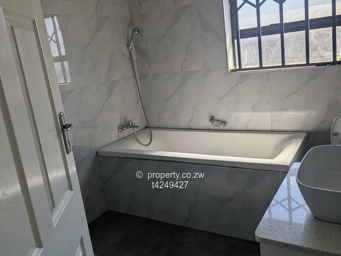 Glaudina house to rent  (Sole Mandate)